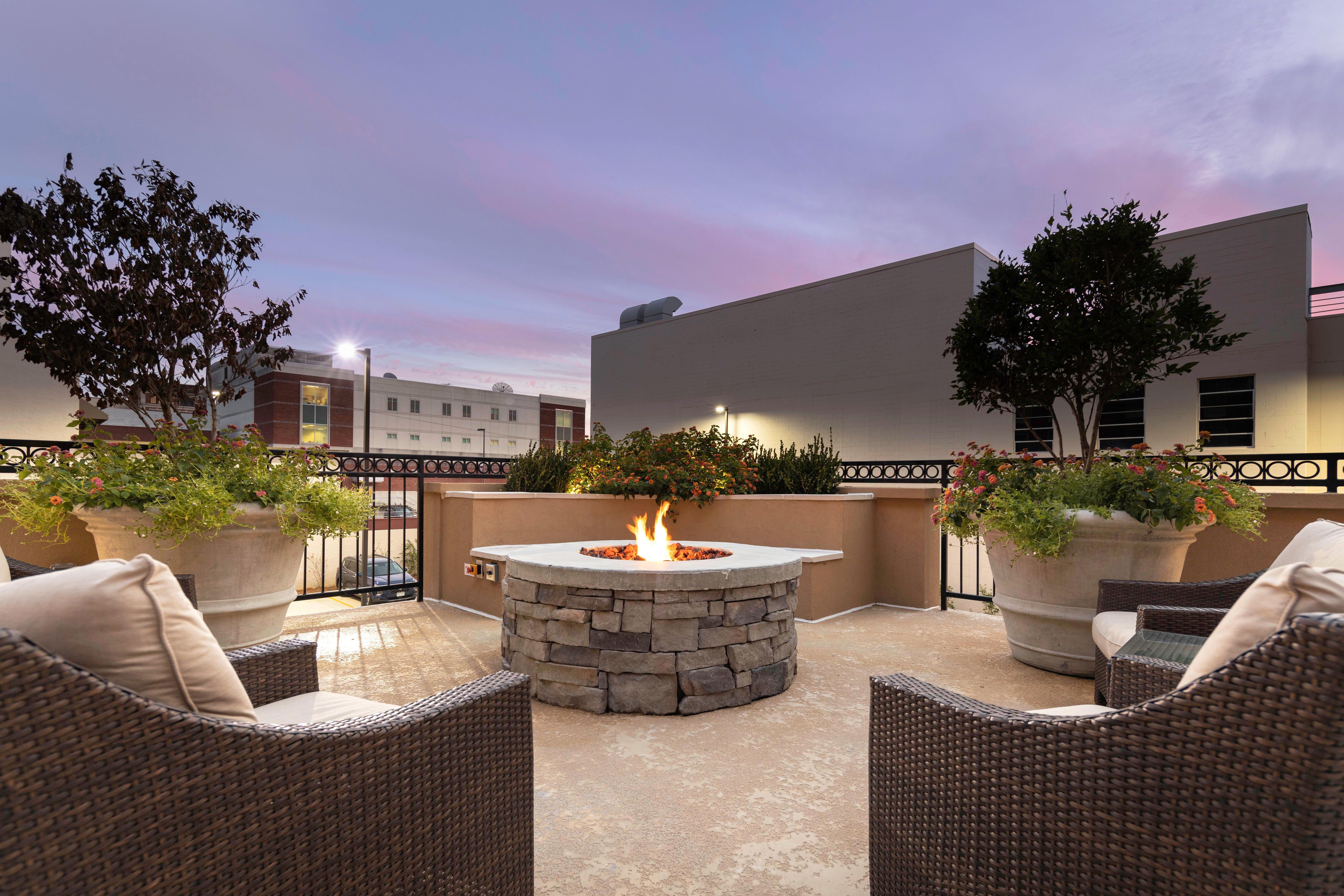 Staybridge Suites Montgomery - Downtown By Ihg Zewnętrze zdjęcie